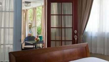 Bed & Breakfast Craftsman Inn