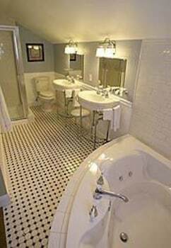 Bed & Breakfast Craftsman Inn