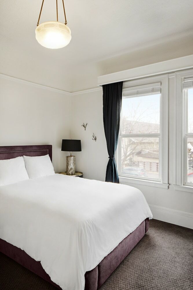 Mount View Hotel & Spa