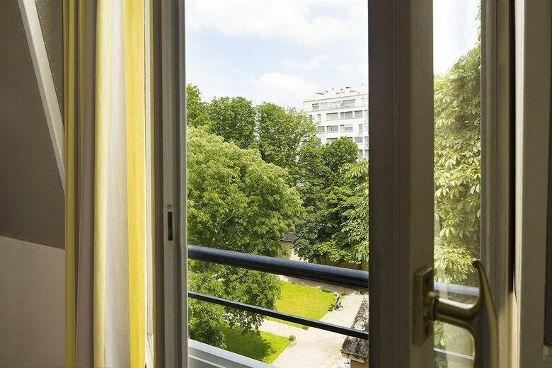 Hotel H�tel De La Tour Eiffel