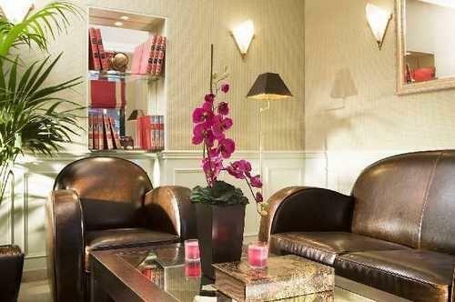 Hotel H�tel De La Tour Eiffel