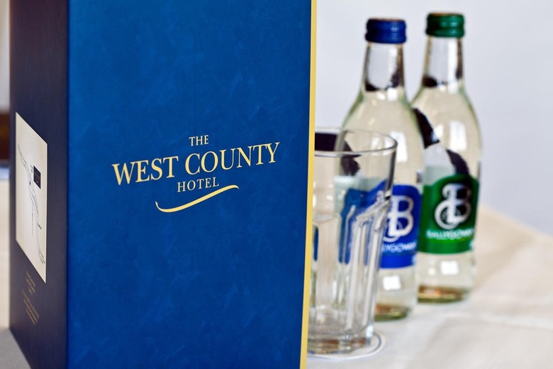 West County Hotel