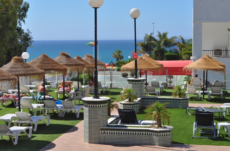 Aparthotel First Flatotel International