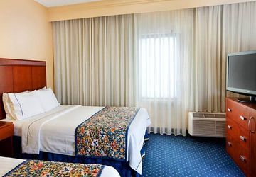 Hotel Courtyard Dallas Richardson At Spring Valley
