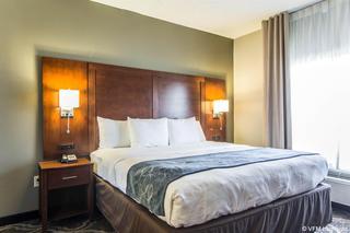Motel Comfort Suites Pineville