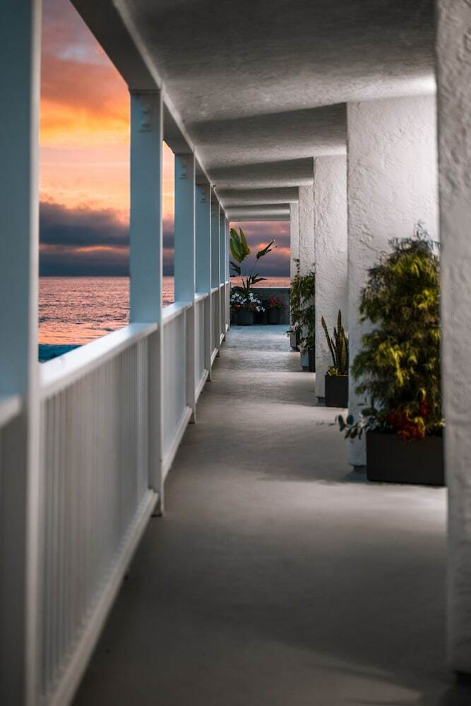 Del Mar Motel On The Beach