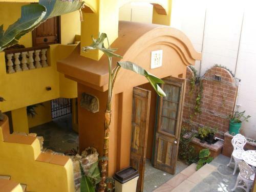 Bed & Breakfast Secret Garden Inn