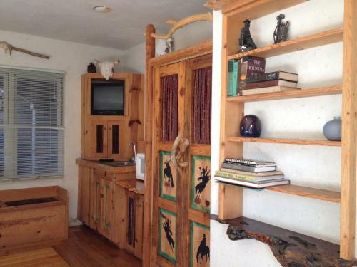 Hotel Les Artistes Inn