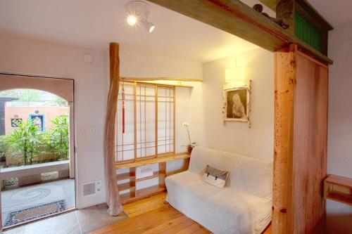 Hotel Les Artistes Inn