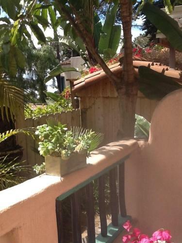 Hotel Les Artistes Inn