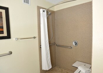 Motel Holiday Inn And Suites Charleston West