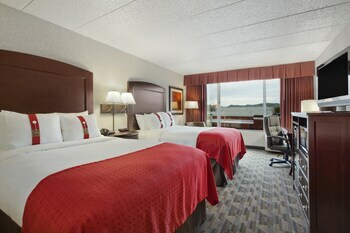 Motel Holiday Inn And Suites Charleston West