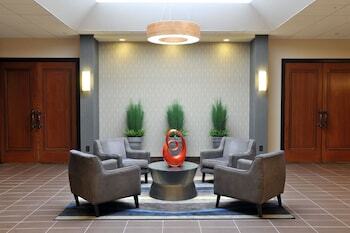 Motel Holiday Inn And Suites Charleston West