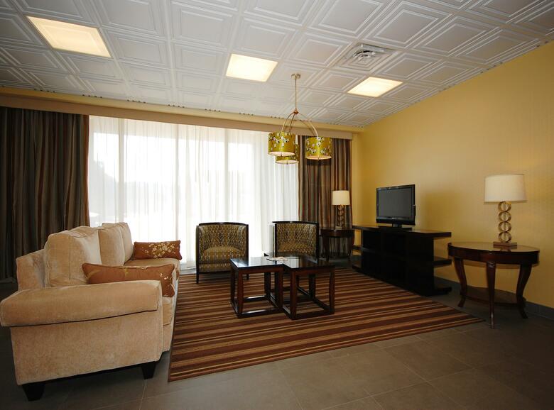 Hotel Quality Inn & Suites