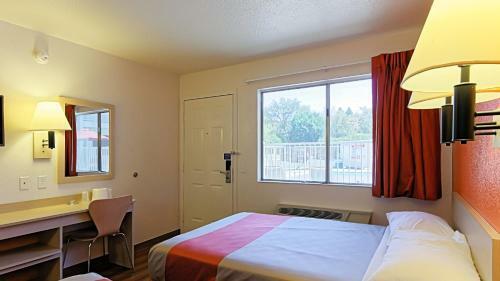 Motel 6 Chico