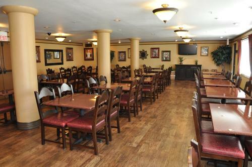 Hotel Oxford Suites Chico
