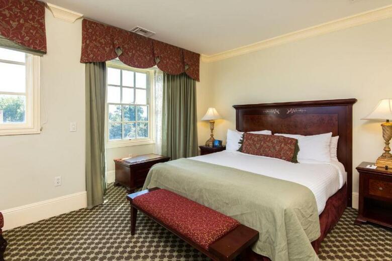 Diamond Hotel