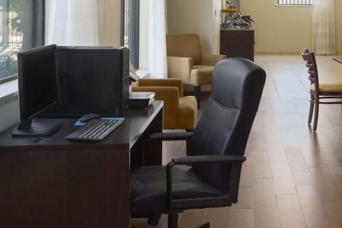 Hotel Baymont Inn And Suites Cotulla