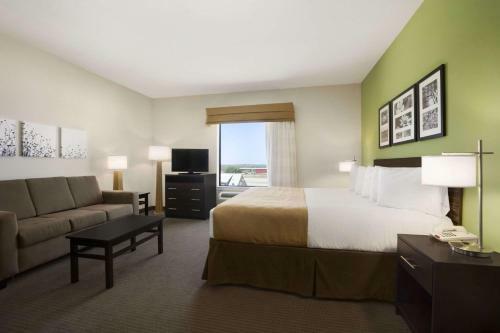 Hotel Baymont Inn And Suites Cotulla