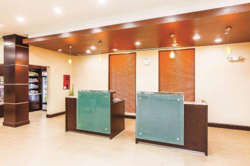 Hotel La Quinta Inn And Suites Cotulla