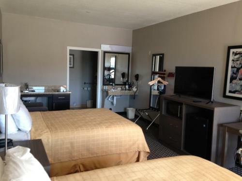 Hotel Quality Inn & Suites