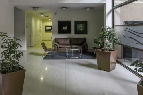 San Ignacio Suite Apartments