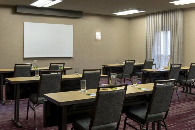 Hotel Courtyard By Marriott Chicago Naperville
