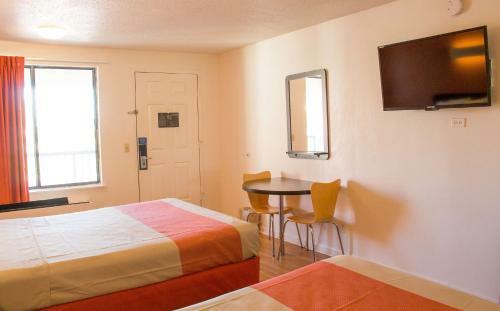 Motel 6 Cookeville