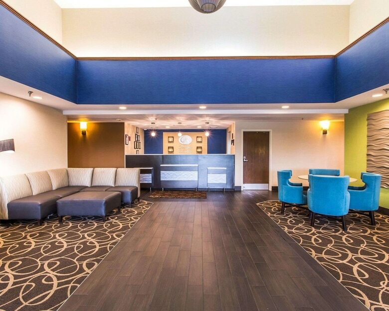 Hotel Comfort Suites Cookeville