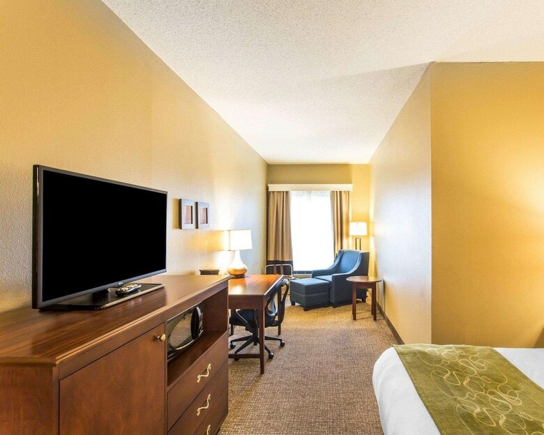 Hotel Comfort Suites Cookeville