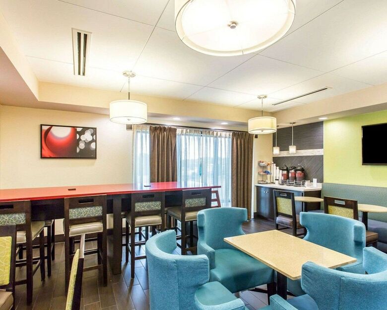 Hotel Comfort Suites Cookeville