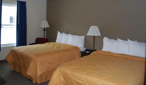 Hotel Clinton Inn & Suites