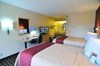 Hotel Red Roof Inn Cincinnati Northeast - Blue Ash