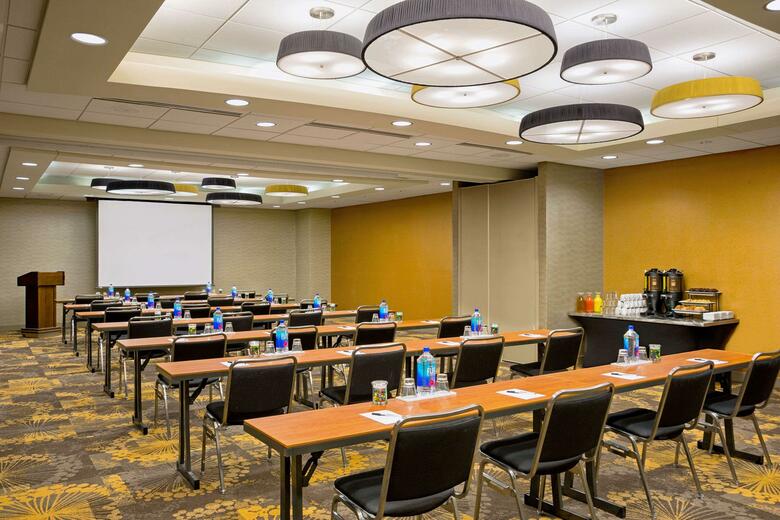 Hotel Cambria Suites Rockville