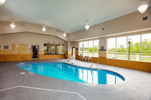 Hotel Country Inn & Suites Wilson
