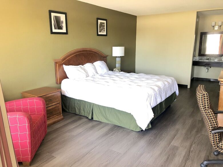 Hotel Americas Best Value Inn - Wilson