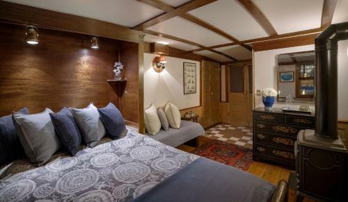 The Covington Inn Bed & Breakfast