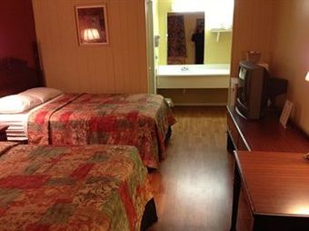 Travelowes Motel - Maggie Valley
