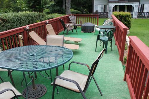 The Chalet Motel & Apartments