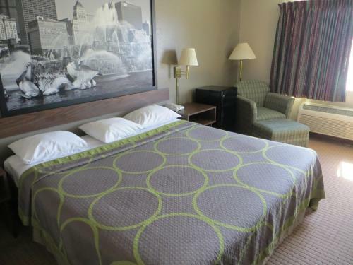 Super 8 Motel O'hare Elk Grove
