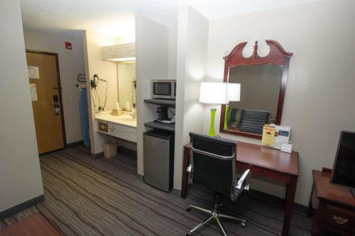 Super 8 Motel O'hare Elk Grove
