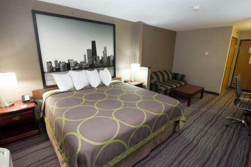 Super 8 Motel O'hare Elk Grove