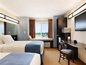 Hotel Three Rivers Inn & Suites