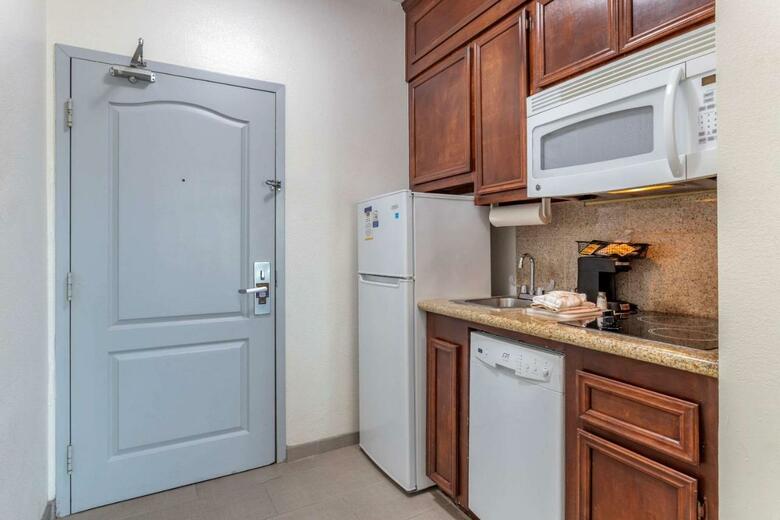 Hotel Mainstay Suites