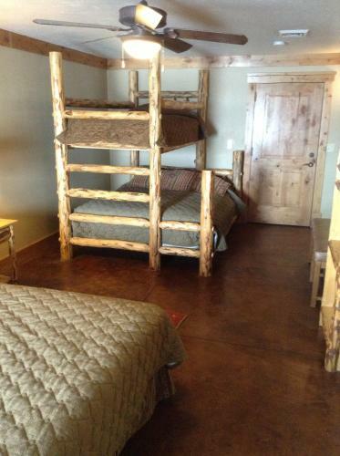 Trouthunter Lodge