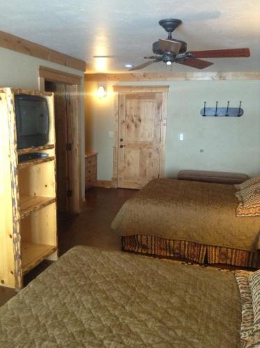Trouthunter Lodge