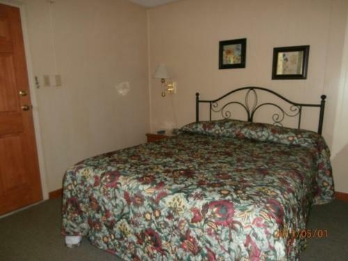 Hotel Riverbend Lodging