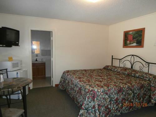 Hotel Riverbend Lodging