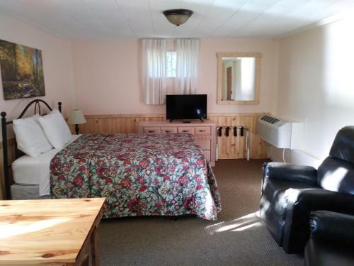 Hotel Riverbend Lodging