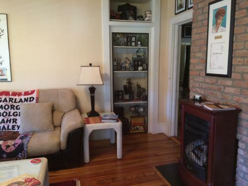 Hostal Calhoun House Inn & Suites